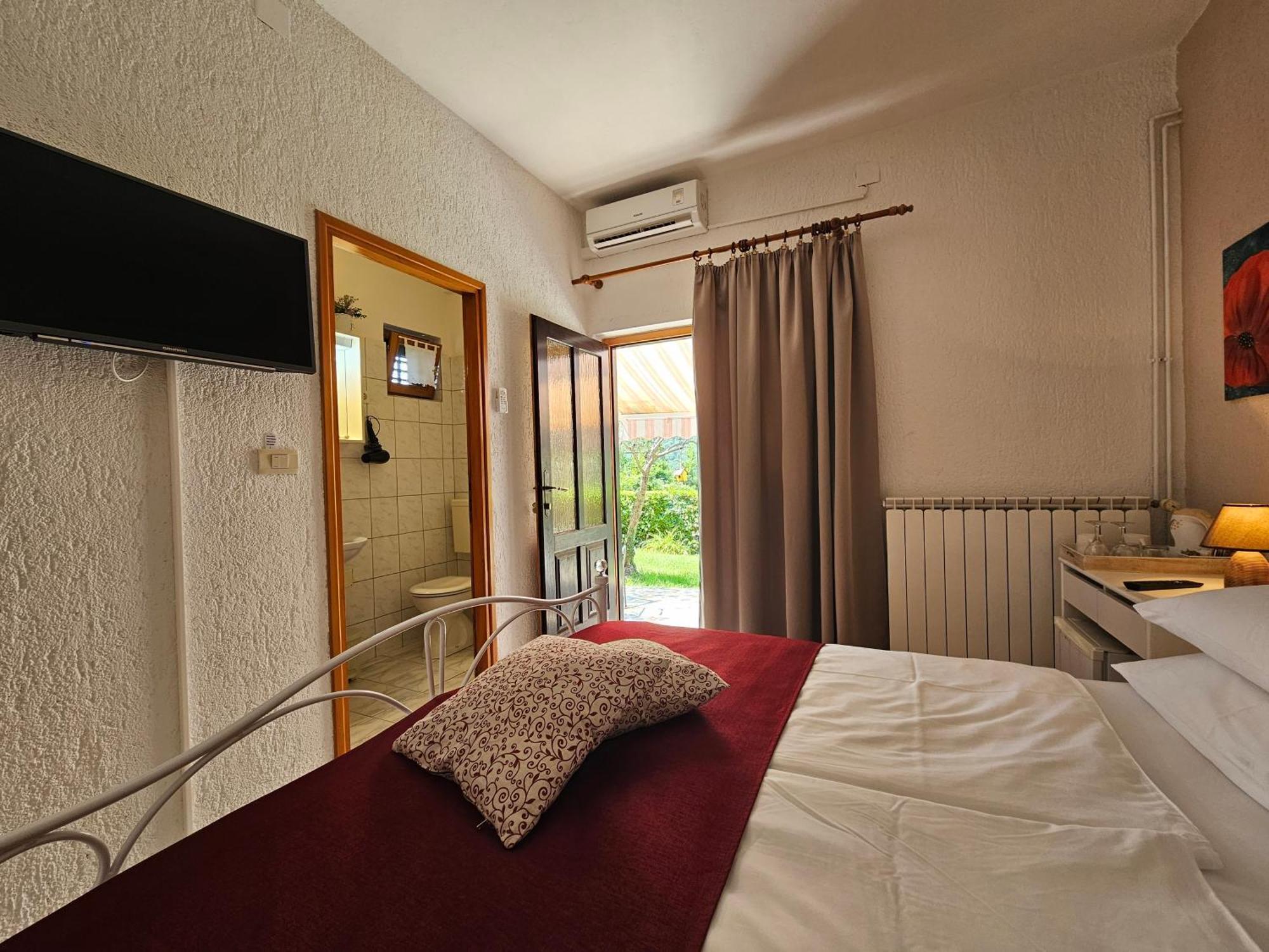Apartment Apartments & Rooms Mikleus Moscenicka Draga
